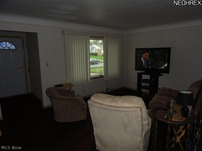 9517 David Road Garfield Heights, OH 44125 - Photo 10 of 25