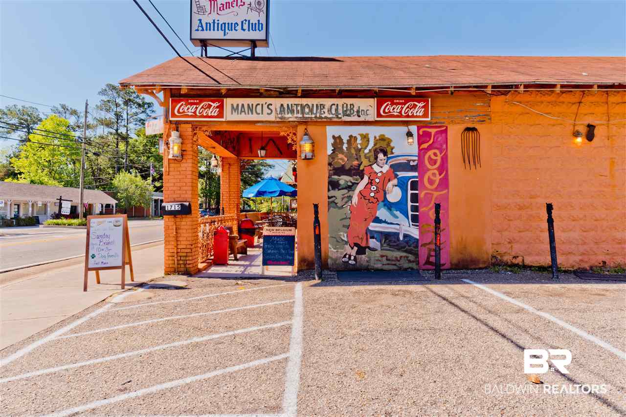 9454 Volterra Avenue Daphne, AL 36526 - Photo 34 of 39 Manci's Restaurant