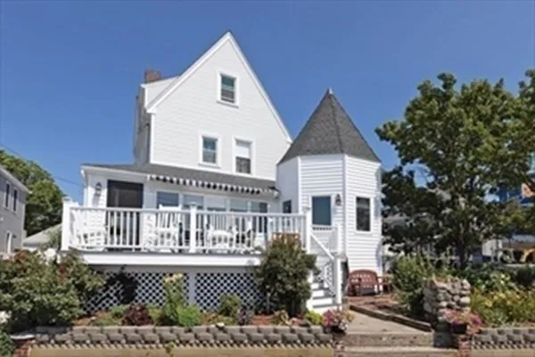 $2,900 | 158 Cadish Avenue, Hull, MA 02045