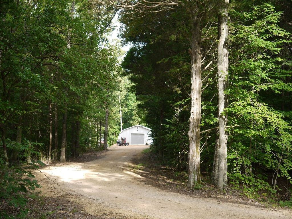 2350 Evanstown Road Parsons, TN 38363 - Photo 3 of 34 Gallery Image 3