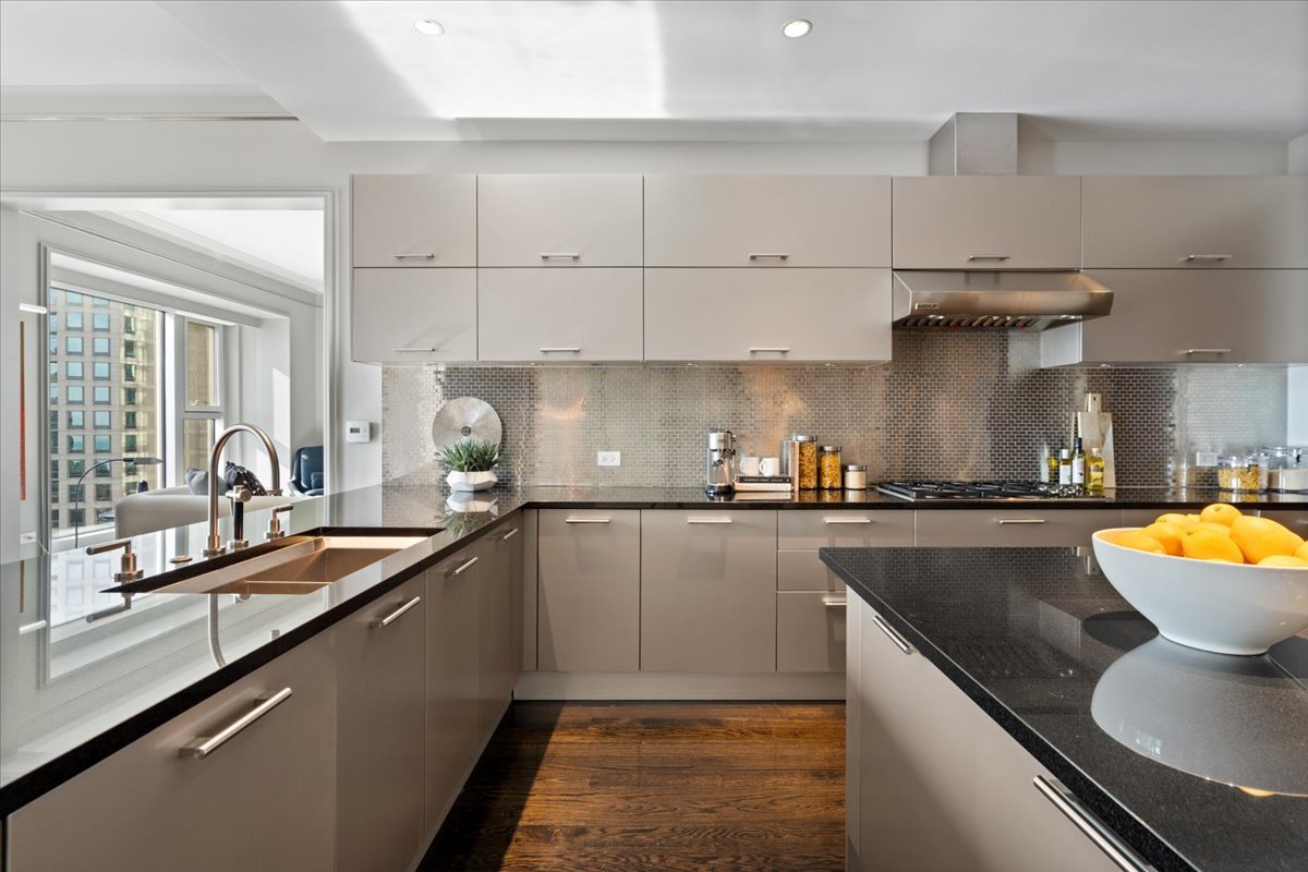 77 East Walton Street, Unit 25D Chicago, IL 60611 - Photo 18 of 42