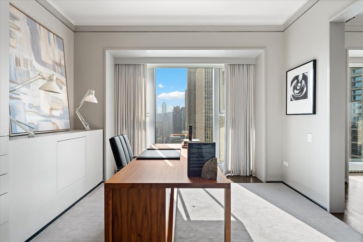 77 East Walton Street, Unit 25D Chicago, IL 60611 - Photo 23 of 42