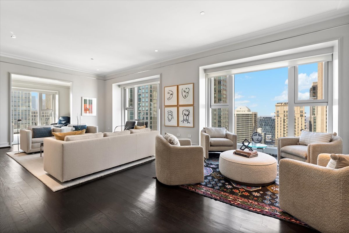 77 East Walton Street, Unit 25D Chicago, IL 60611 - Photo 4 of 42