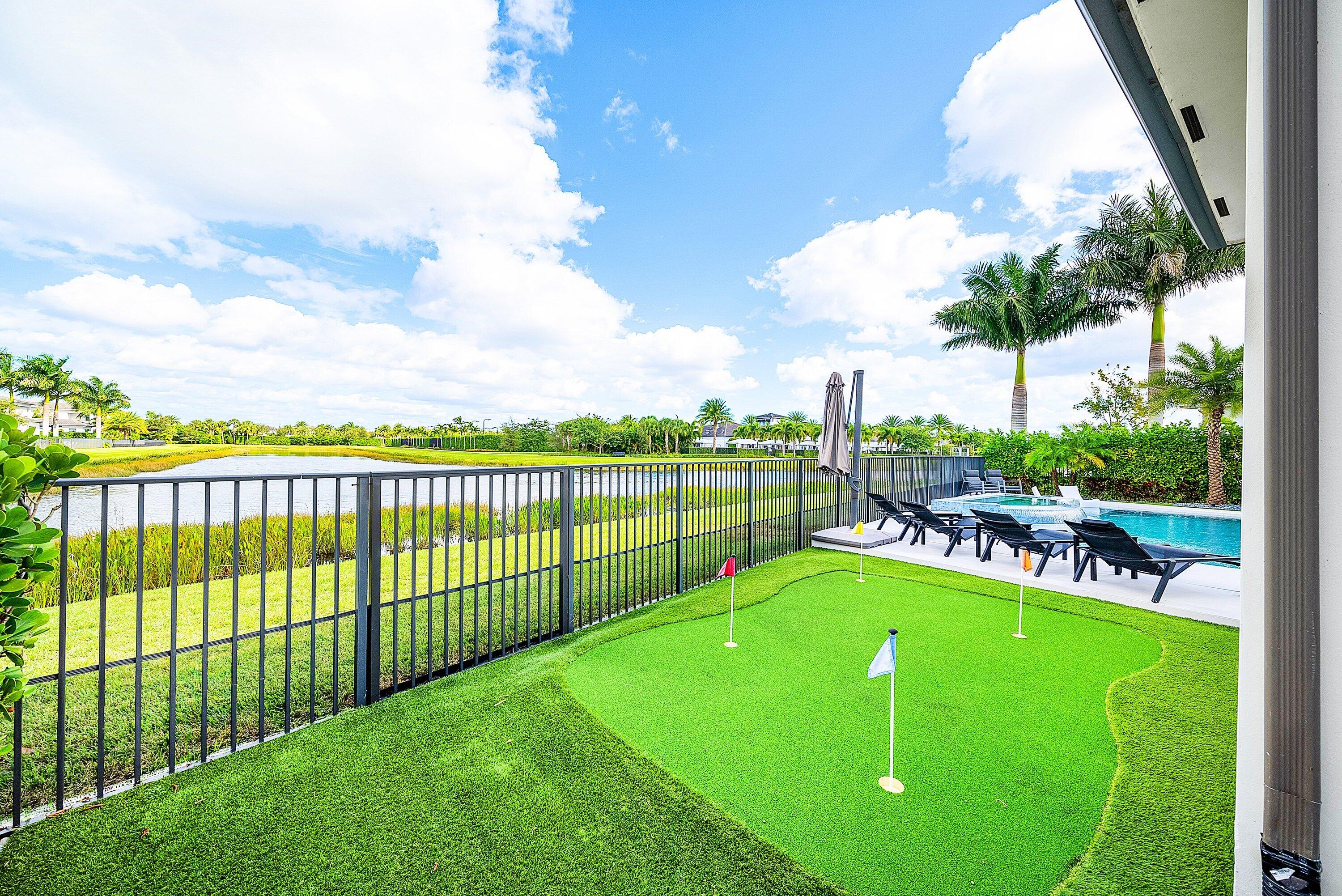 9569 Vescovato Way Boca Raton, FL 33496 - Photo 51 of 98 Putting Green