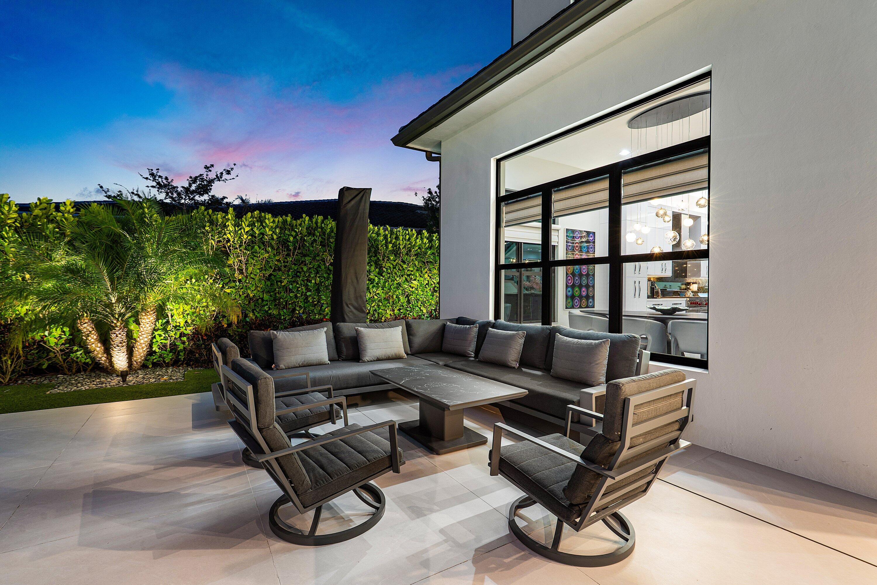 9569 Vescovato Way Boca Raton, FL 33496 - Photo 75 of 98 Backyard