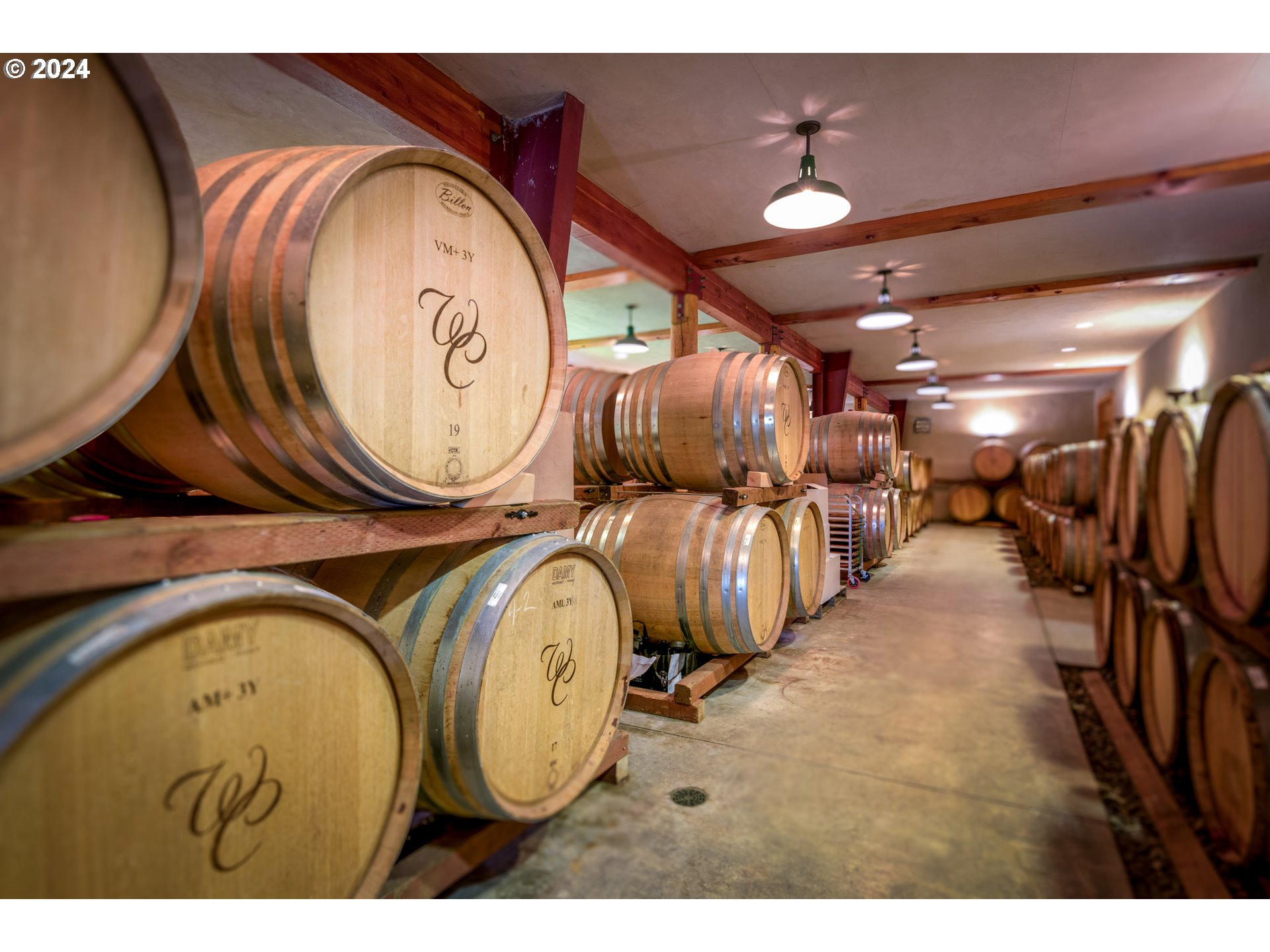 818 Slagle Creek Road Grants Pass, OR 97527 - Photo 15 of 47