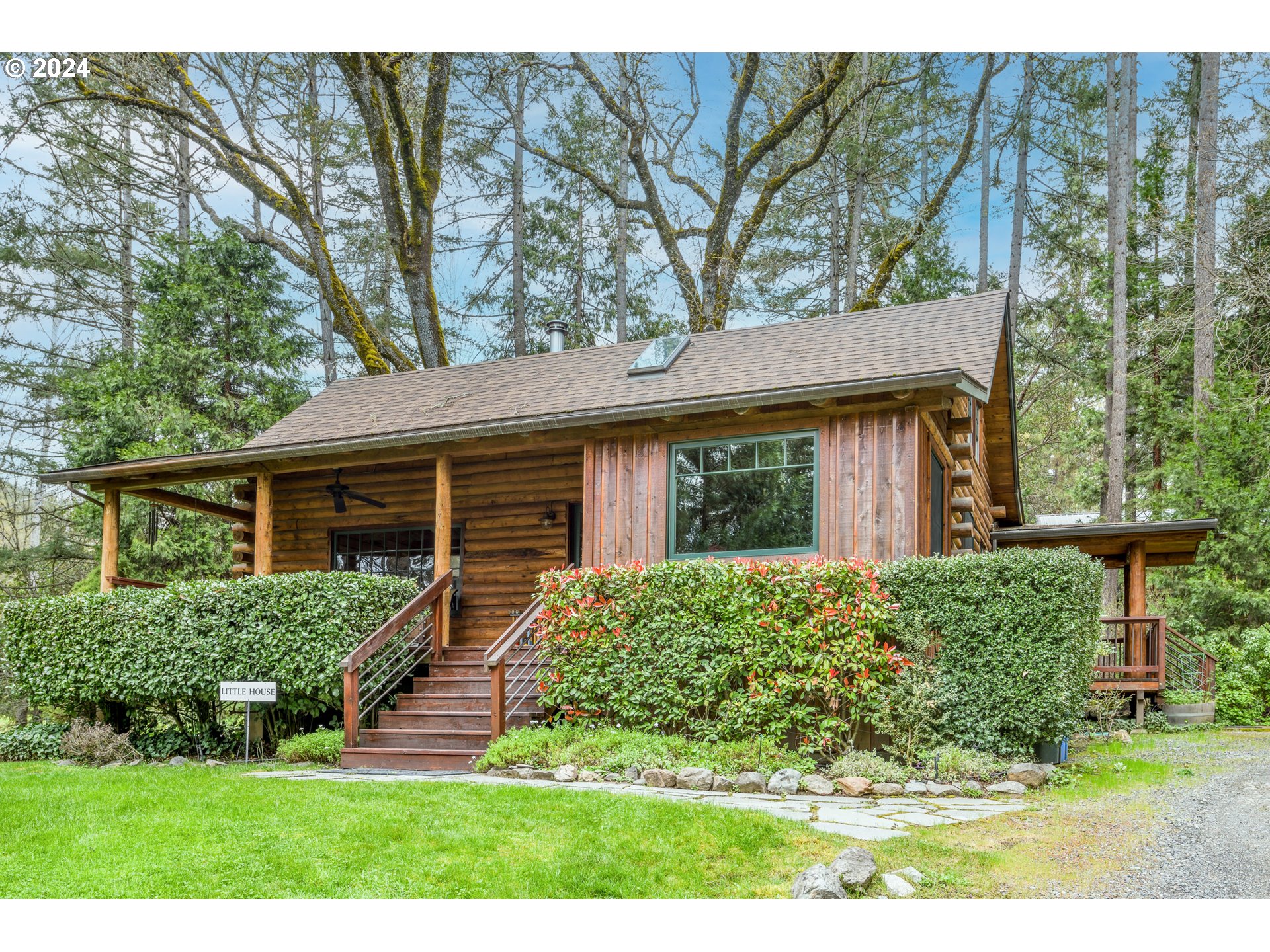 818 Slagle Creek Road Grants Pass, OR 97527 - Photo 26 of 47 Guest Quarters
