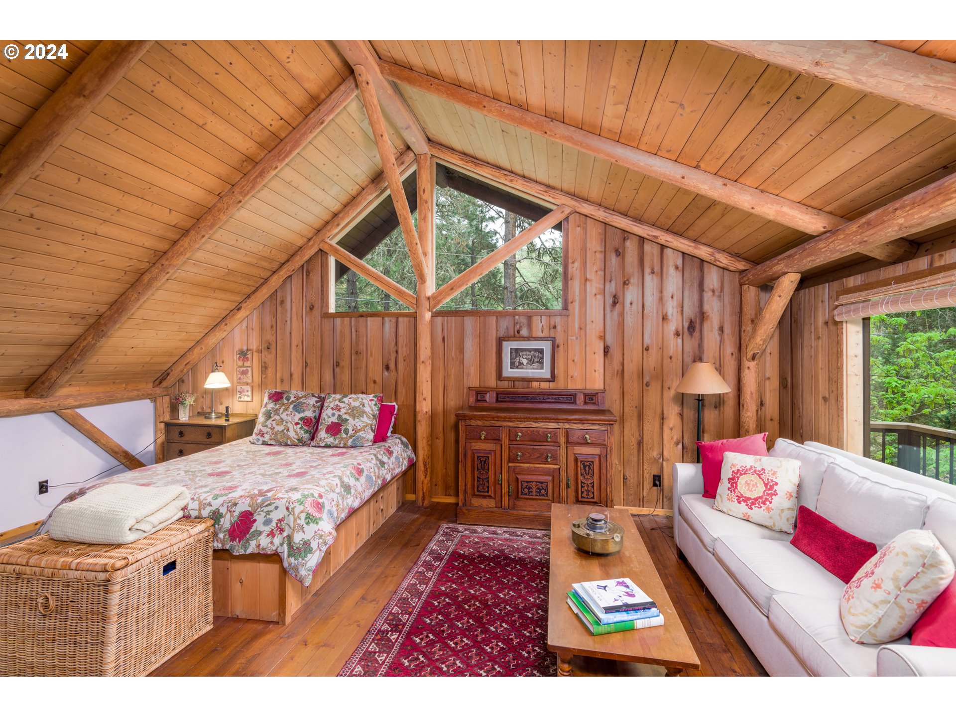 818 Slagle Creek Road Grants Pass, OR 97527 - Photo 40 of 47 Guest Quarters