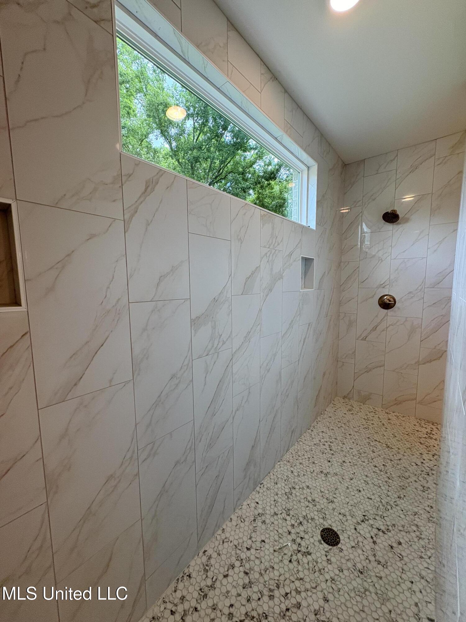 1483 John Thomas Cove Hernando, MS 38632 - Photo 32 of 44 IMG_1175