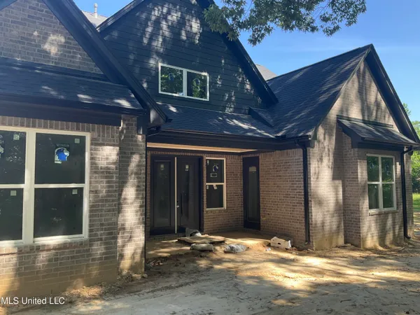 $605,900 | 1483 John Thomas Cove, Hernando, MS 38632