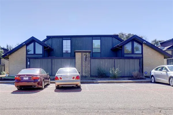 $149,000 | 4643 Country Condos Creek Drive, Unit 1092, Dallas, TX 75236