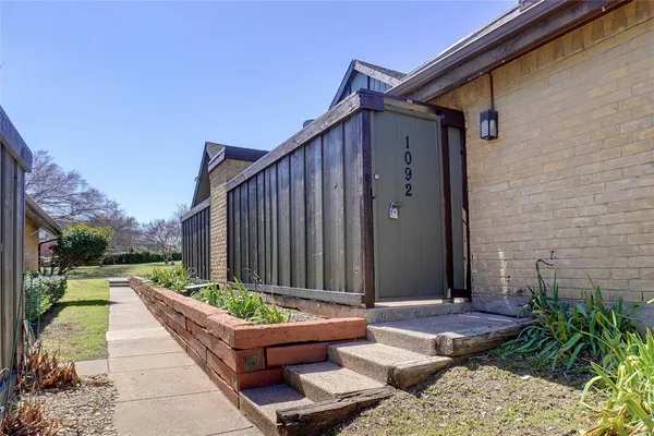 $149,000 | 4643 Country Condos Creek Drive, Unit 1092, Dallas, TX 75236
