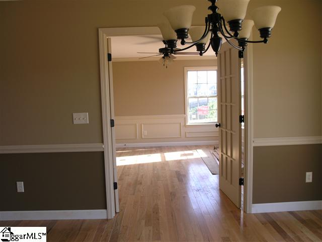 121 Fox Farm Way Greer, SC 29651 - Photo 8 of 24
