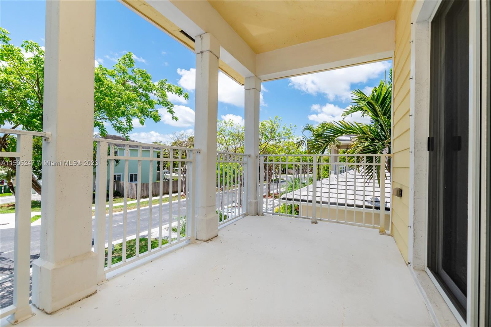 3501 Northeast 4th Street, Unit 3501 Homestead, FL 33033 - Photo 29 of 44 a house view with a garden space