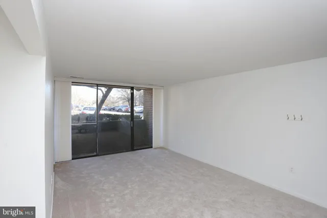 $180,000 | 8711 Hayshed Lane, Unit 14, Columbia, MD 21045