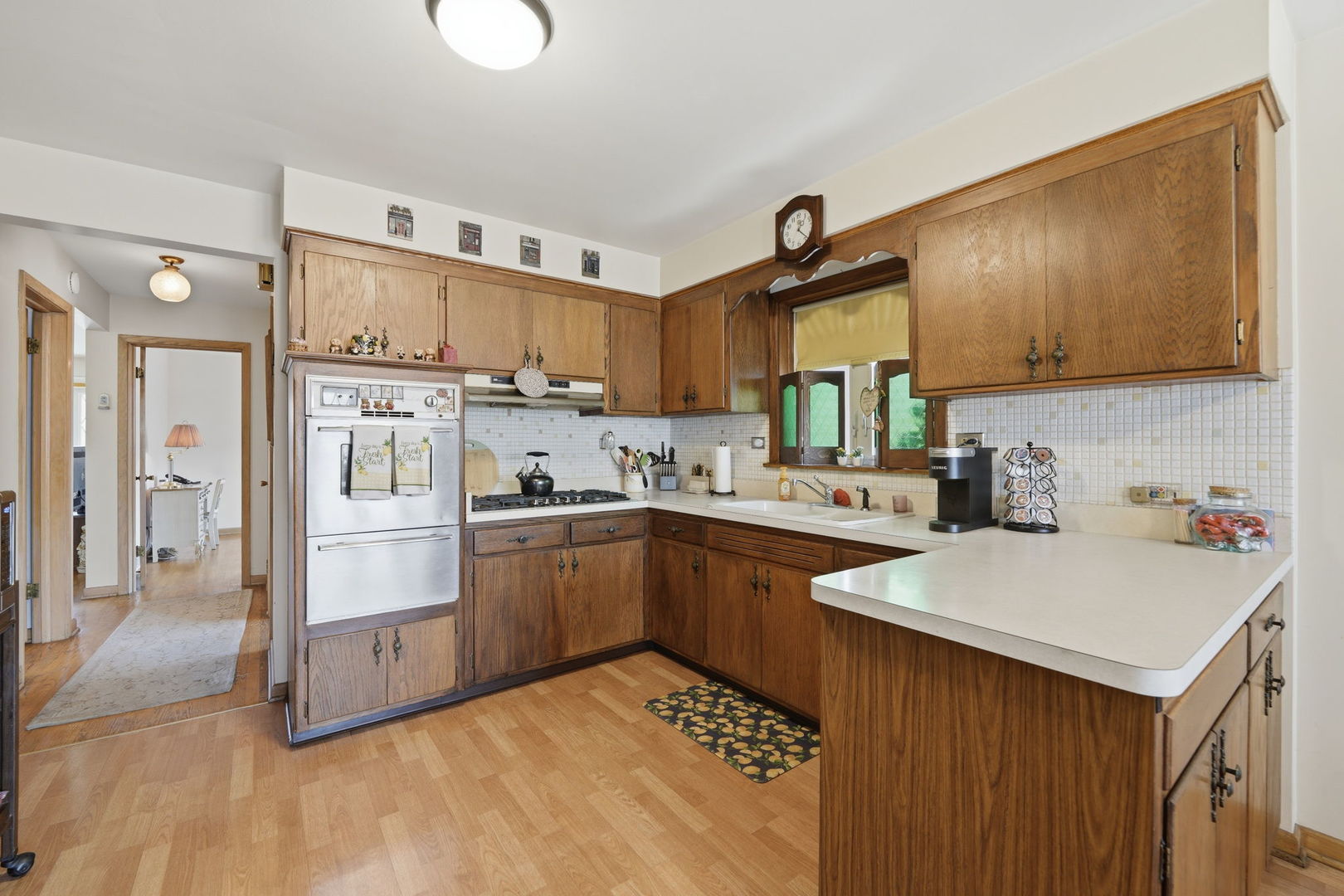 4916 Ridgewood Avenue Norridge, IL 60706 - Photo 5 of 32 Gallery Image 5