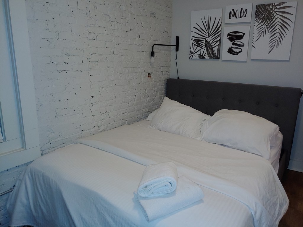 27 Charter Street, Unit 3 Boston, MA 02113 - Photo 7 of 13