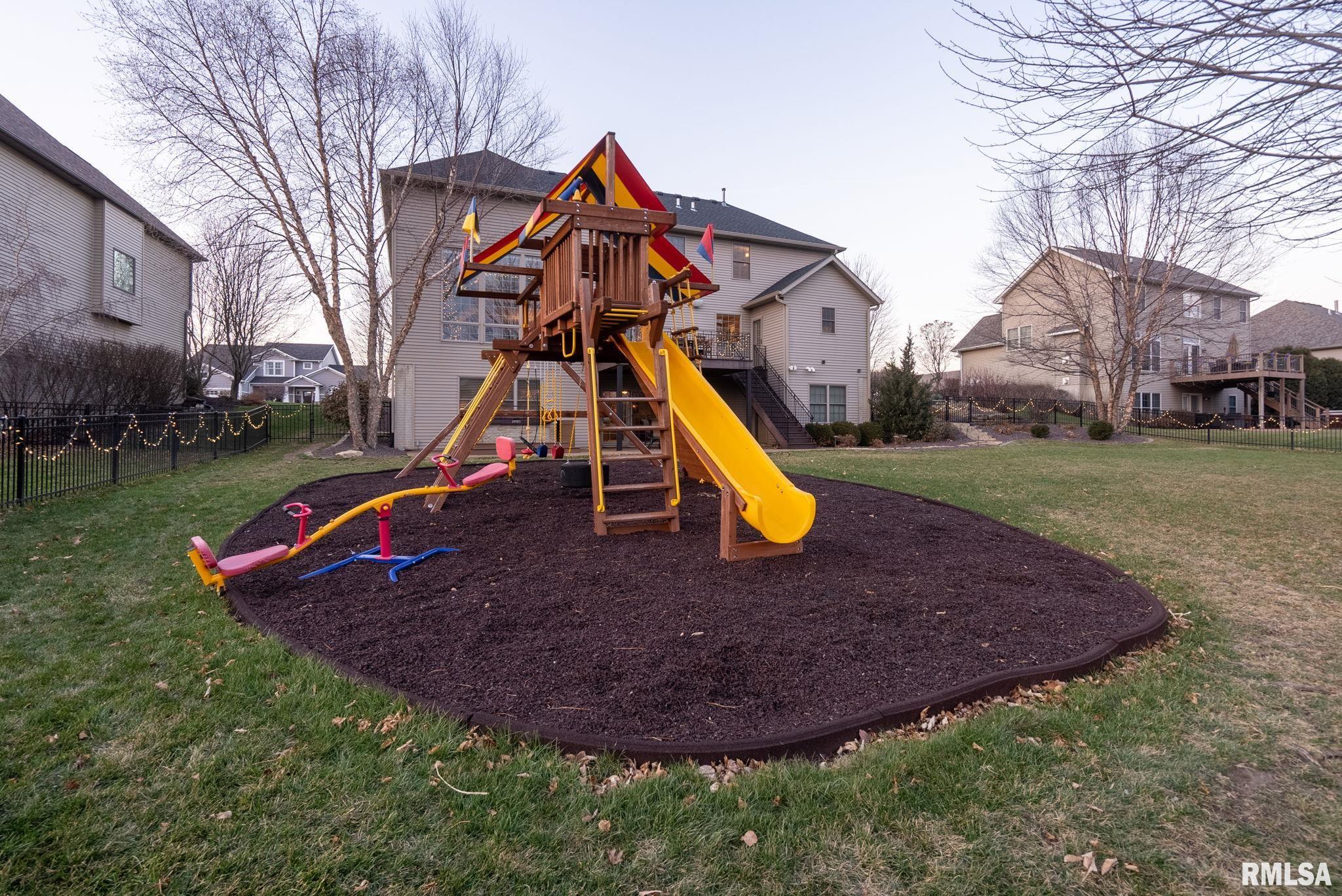3195 Westminster Road Bettendorf, IA 52722 - Photo 54 of 62 Gallery Image 54