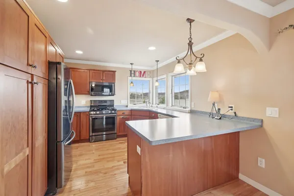 $525,000 | 1021 Susan Crest, Black Earth, WI 53515