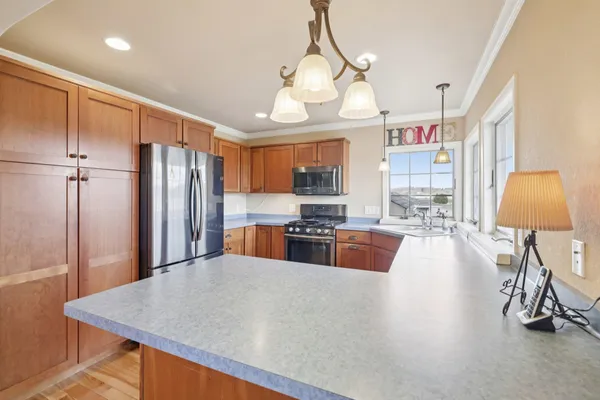 $525,000 | 1021 Susan Crest, Black Earth, WI 53515