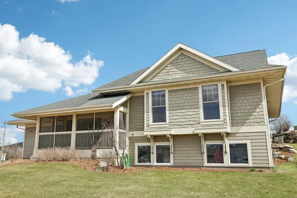 $525,000 | 1021 Susan Crest, Black Earth, WI 53515