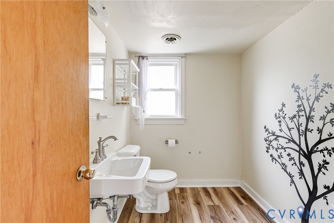 7402 Three Chopt Road Richmond, VA 23226 - Photo 22 of 25 Lower Level Half Bath