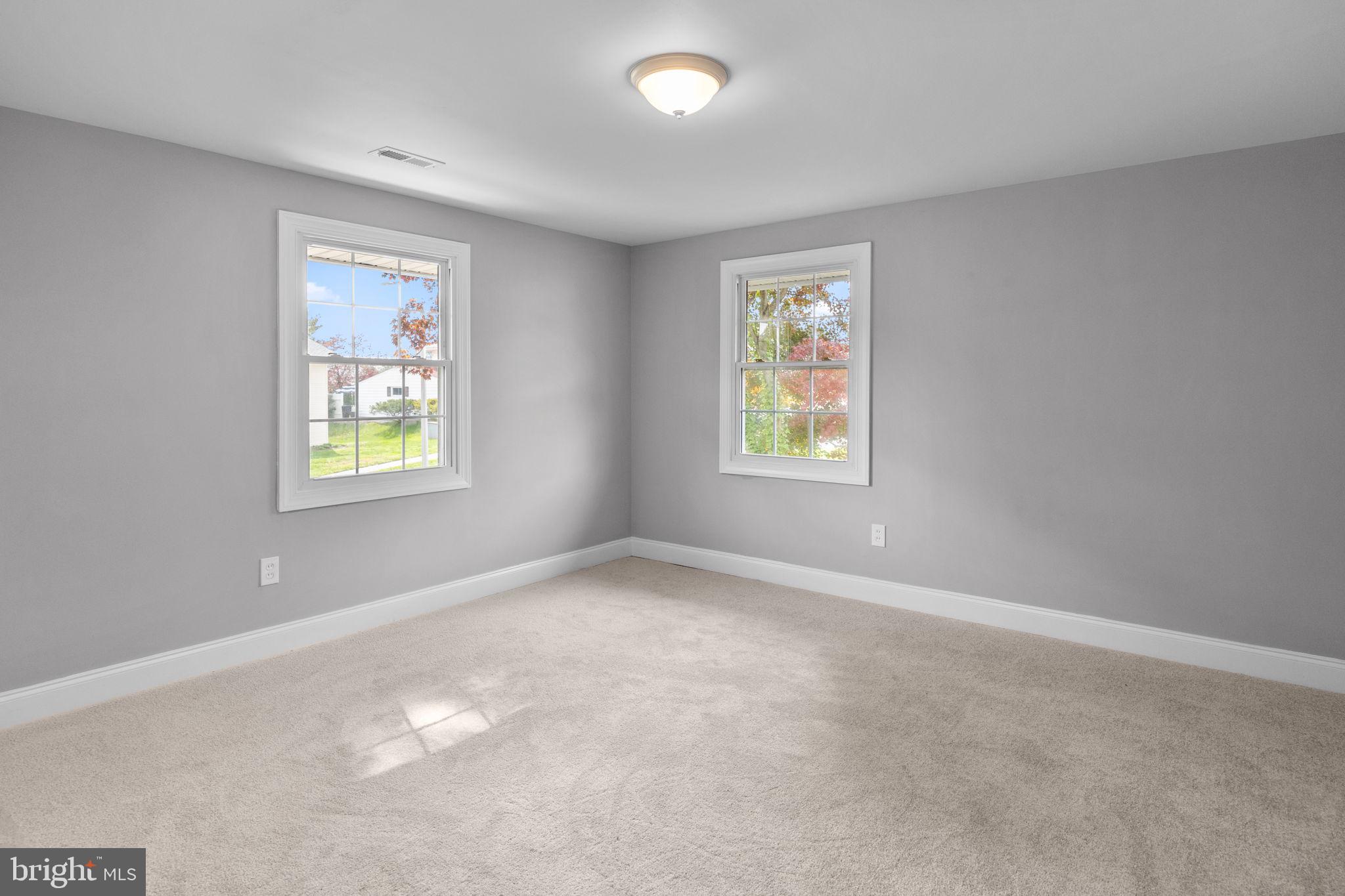 63 Turf Road Levittown, PA 19056 - Photo 19 of 35