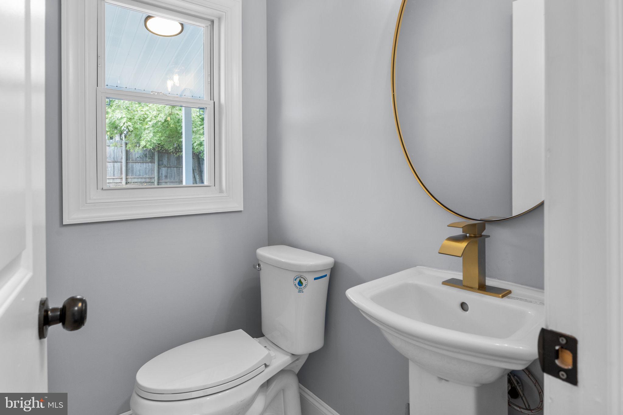 63 Turf Road Levittown, PA 19056 - Photo 10 of 35