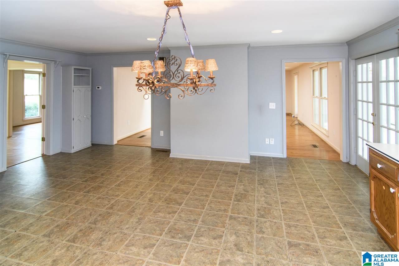 3017 North Woodridge Road Birmingham, AL 35223 - Photo 15 of 41
