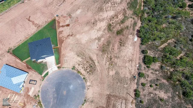 a view of outside area