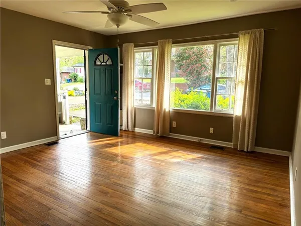 $2,300 | 183 Dearborn Street Southeast, Atlanta, GA 30317