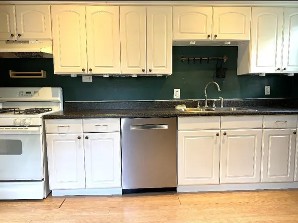 $2,300 | 183 Dearborn Street Southeast, Atlanta, GA 30317