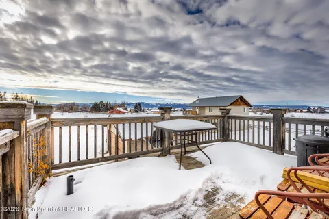 $819,000 | 200 Aspen Meadows Road, Driggs, ID 83422
