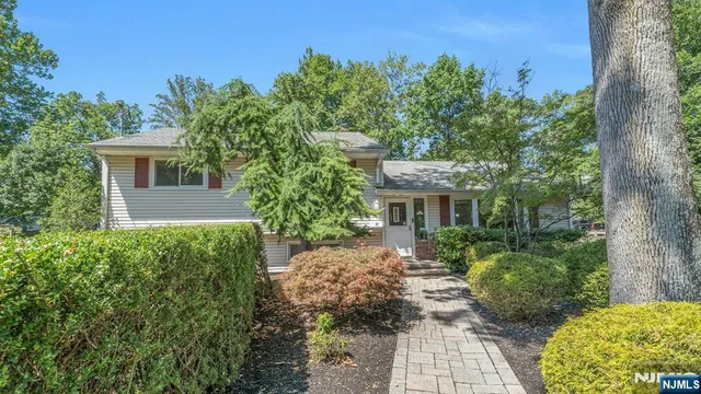 $849,000 | 82 Little Falls Road, Cedar Grove, NJ 07009