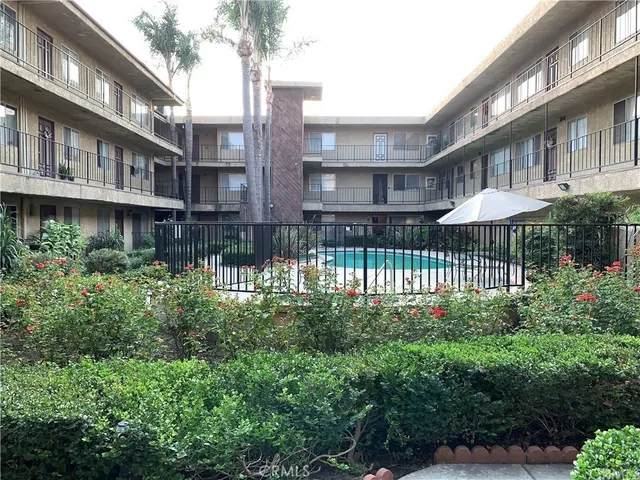 $390,000 | 8505 Columbus Avenue, Unit 107, North Hills, CA 91343