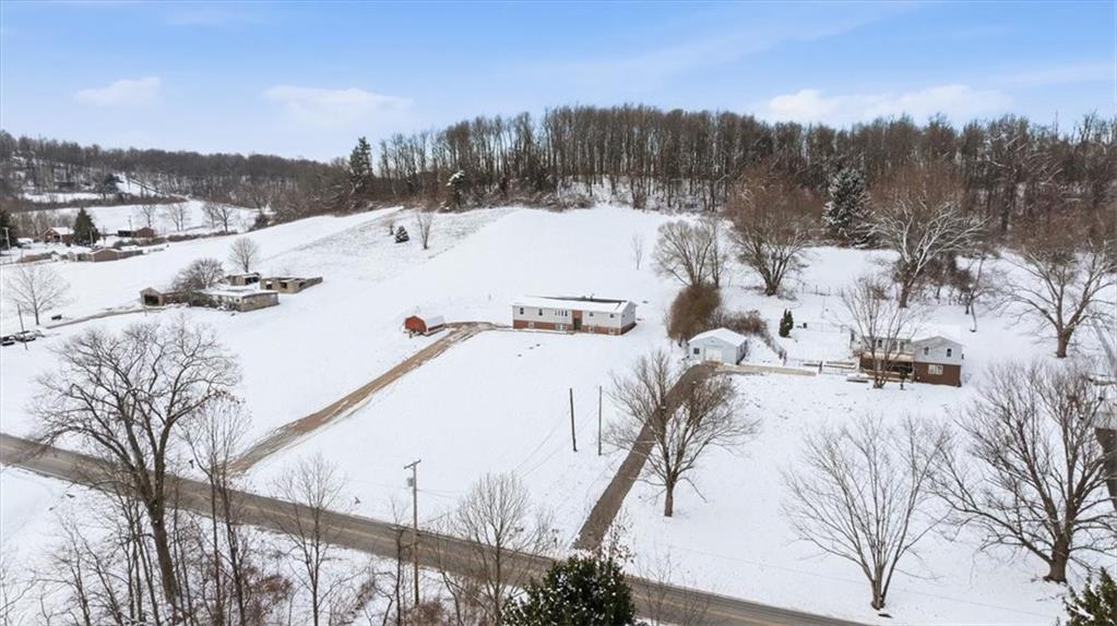 214 McCleary Road Aliquippa, PA 15001 - Photo 26 of 29 a view of a terrace