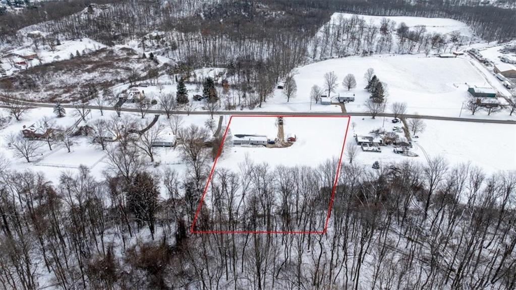 214 McCleary Road Aliquippa, PA 15001 - Photo 28 of 29 a view of swimming pool from a balcony