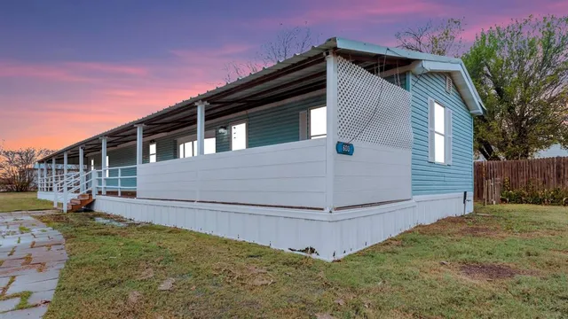 $212,000 | 600 South McDuff Street, Grandview, TX 76050