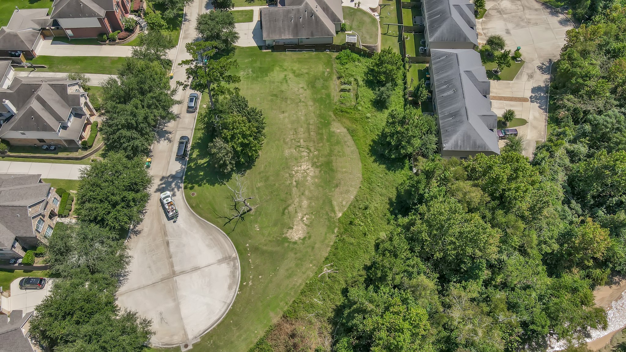 2402 Bramlet Drive Conroe, TX 77304 - Photo 6 of 15