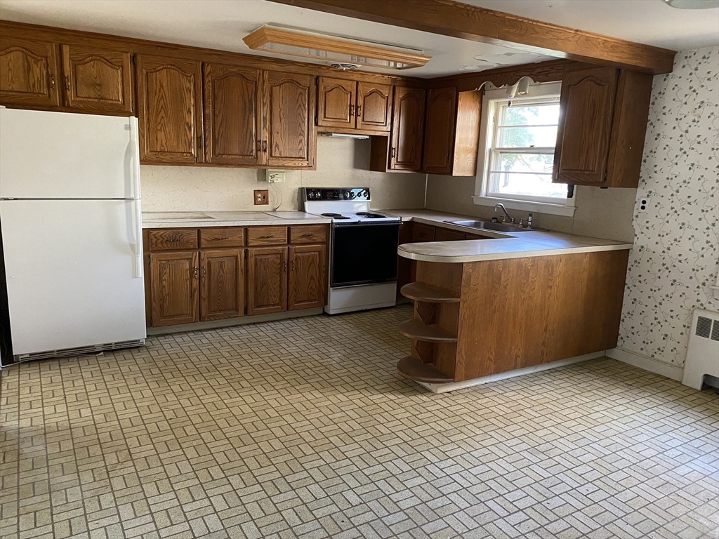 5 Hickory Road Natick, MA 01760 - Photo 4 of 14 Gallery Image 4