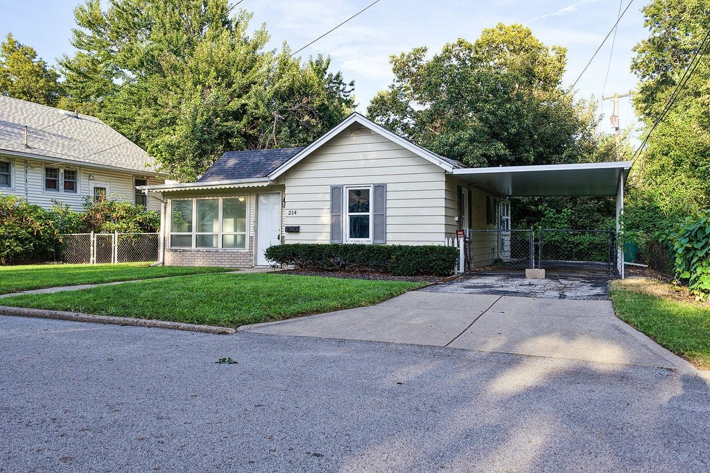 214 South 23rd Street Decatur, IL 62521 - Photo 3 of 14 Gallery Image 3
