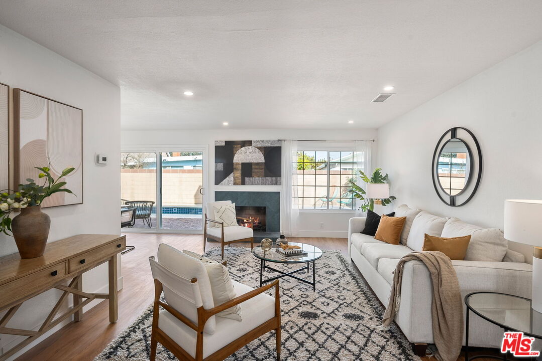 855 East Denwall Drive Carson, CA 90746 - Photo 8 of 39