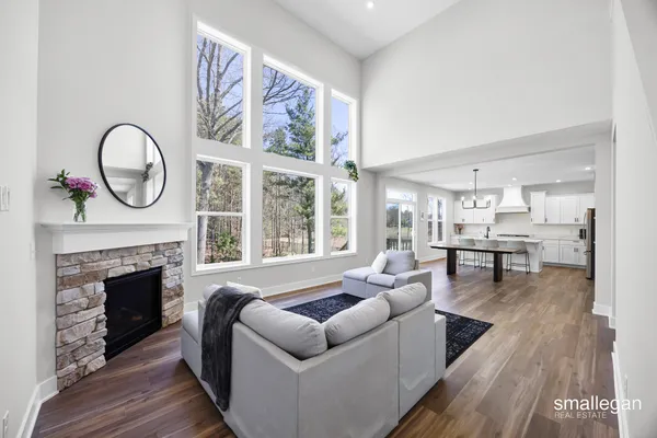 $559,900 | 14591 Windway Drive, Grand Haven, MI 49417