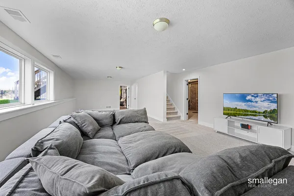$559,900 | 14591 Windway Drive, Grand Haven, MI 49417
