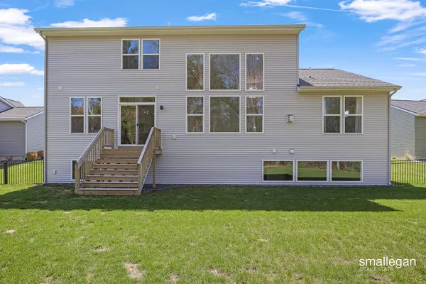 $559,900 | 14591 Windway Drive, Grand Haven, MI 49417