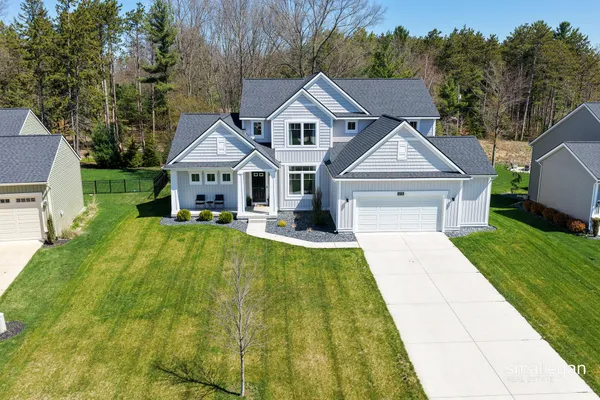 $559,900 | 14591 Windway Drive, Grand Haven, MI 49417