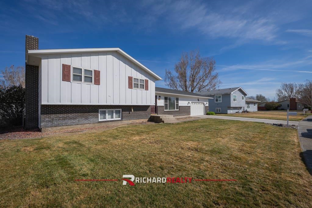 1831 Circle Road Worland, WY 82401 - Photo 2 of 31