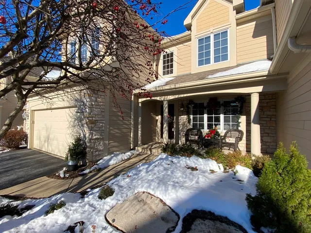 $649,900 | 2428 Ridgewood Court, Aurora, IL 60502