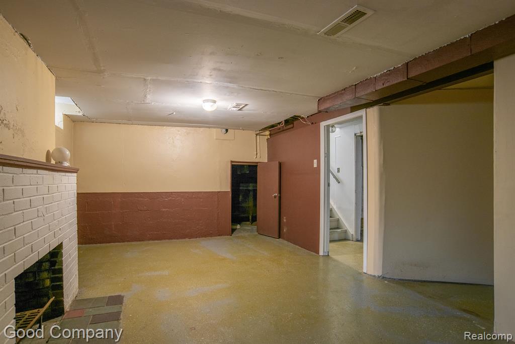 20121 Briarcliff Road Detroit, MI 48221 - Photo 28 of 31