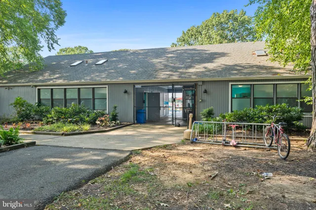 $689,999 | 11335 Ethan Court, Issue, MD 20645